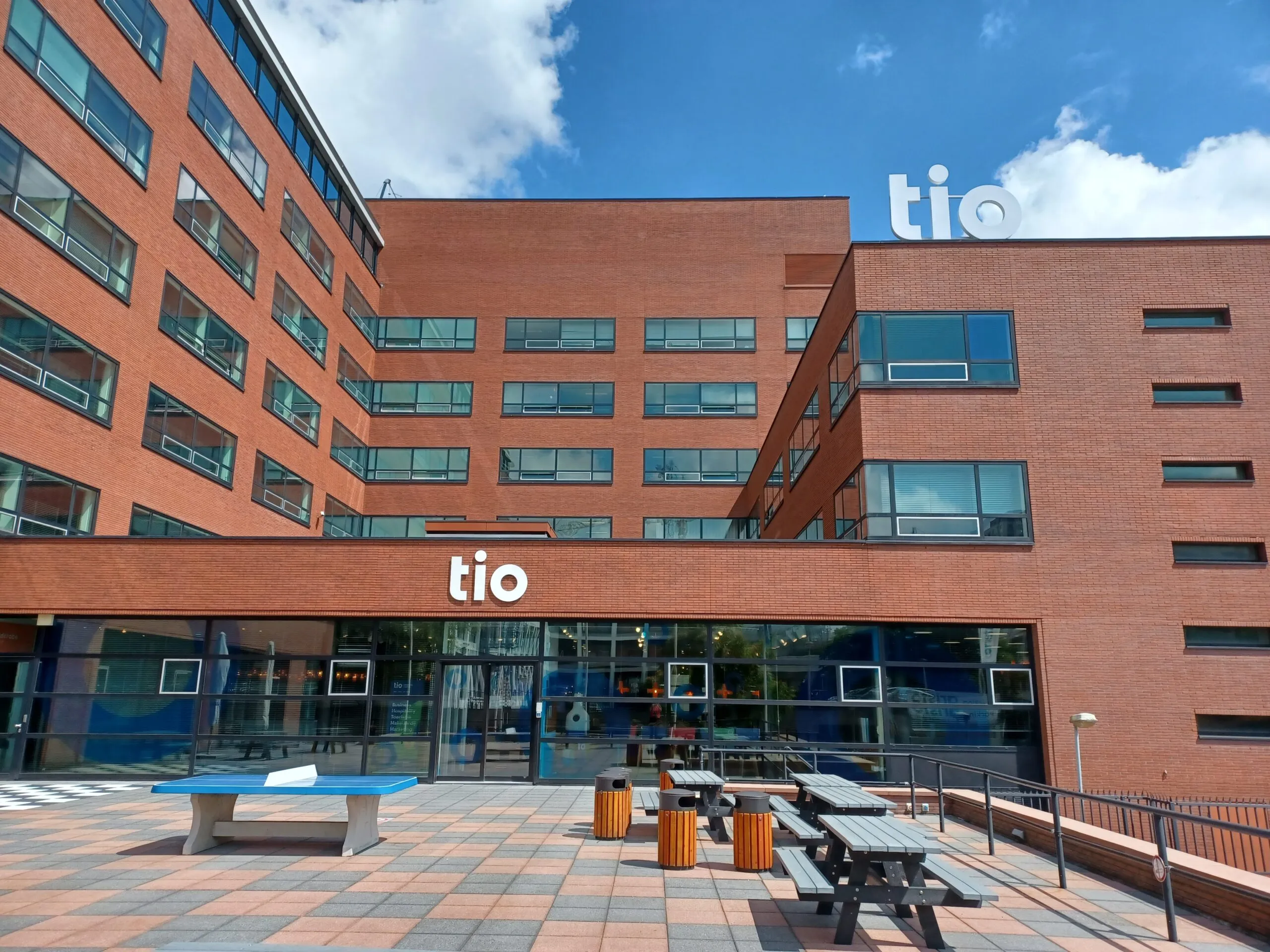 Tio Business School
